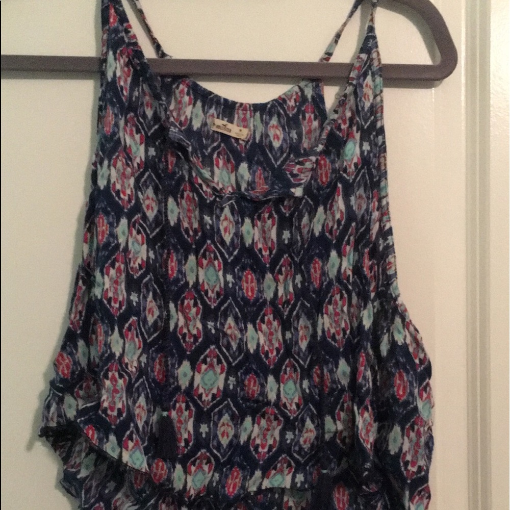 HOLLISTER TANK TOP!